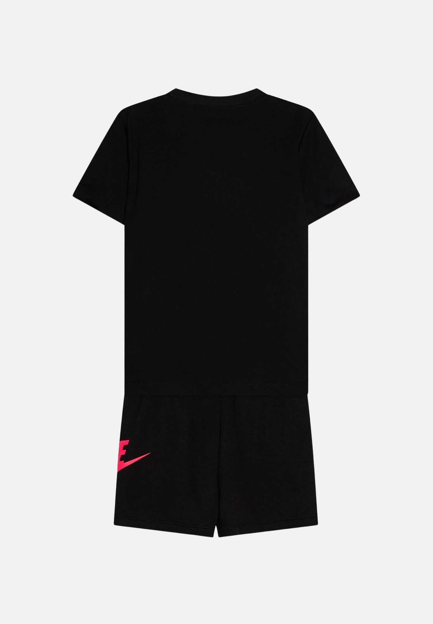 Completino CLUB TEE nero da bambina con stampa logo fluo 86L596 A1U NIKE 