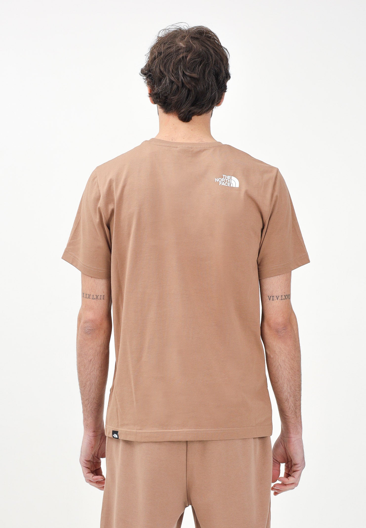 THE NORTH FACE T-shirt a manica corta Simple Dome marrone da uomo NF0A87NG6IH1 . THE NORTH FACE 