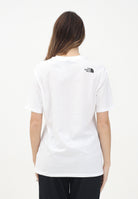 THE NORTH FACE T-shirt a manica corta oversize Simple Dome bianca da donna NF0A87NQFN41 . THE NORTH FACE 