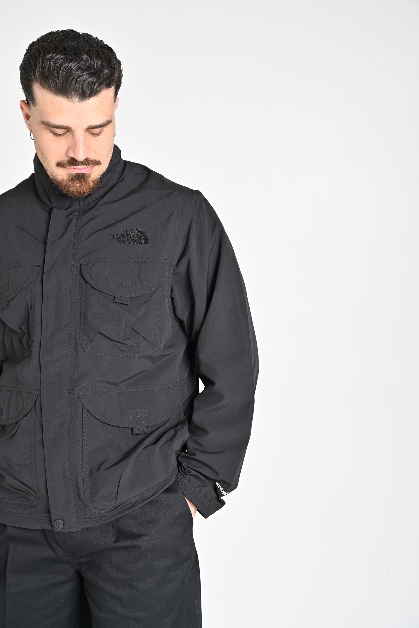 THE NORTH FACE Giacca a vento Convertible nera da uomo NF0A8BJFJK31 . THE NORTH FACE 