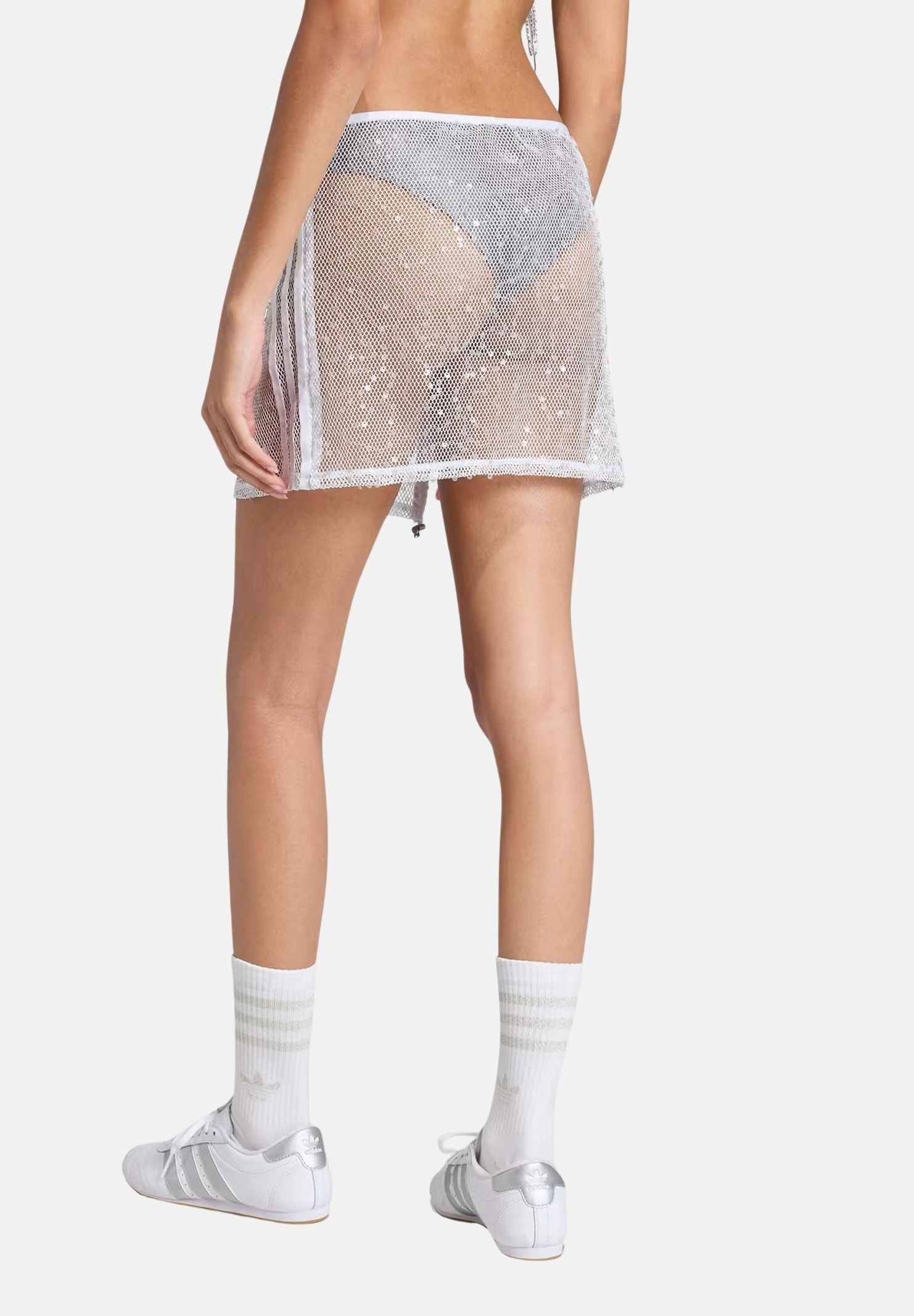 ADIDAS ORIGINALS Gonna corta bianca da donna con paillettes e motivo traforato<BR/> HZ1007 . ADIDAS ORIGINALS 