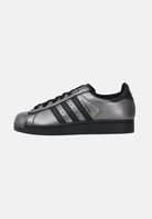 ADIDAS ORIGINALS Sneakers SUPERSTAR II argento e nere per uomo e donna IH1598 . ADIDAS ORIGINALS 