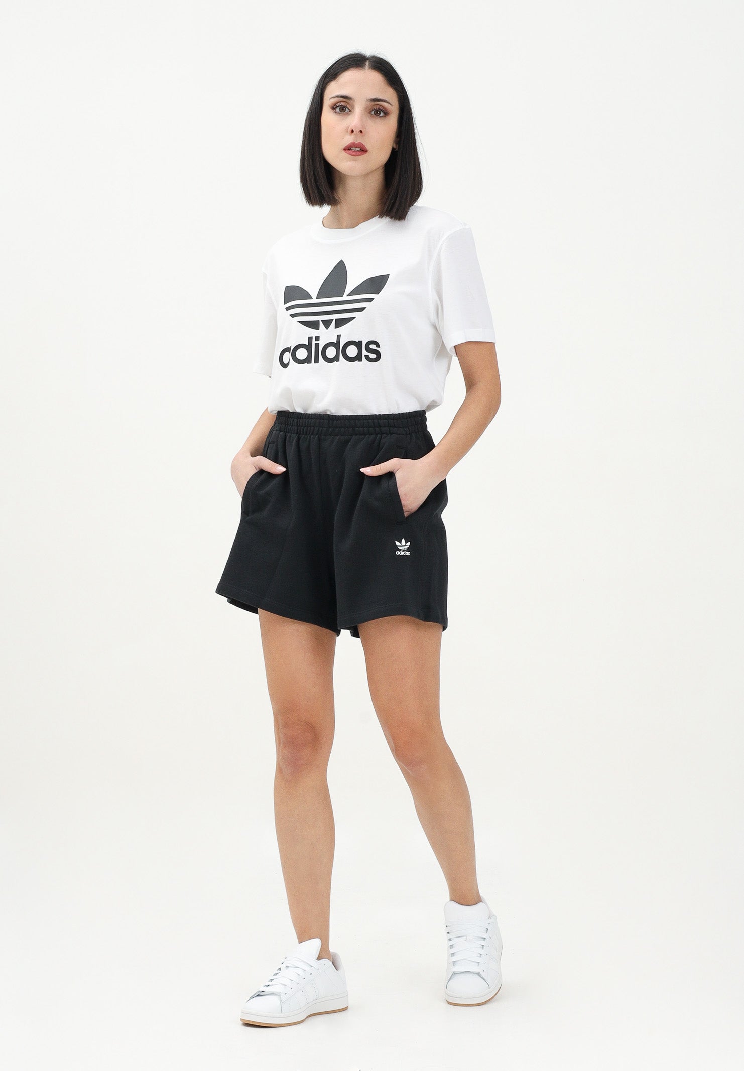 ADIDAS ORIGINALS Shorts sportivo Essentials French Terry nero da donna IY7343 . ADIDAS ORIGINALS 