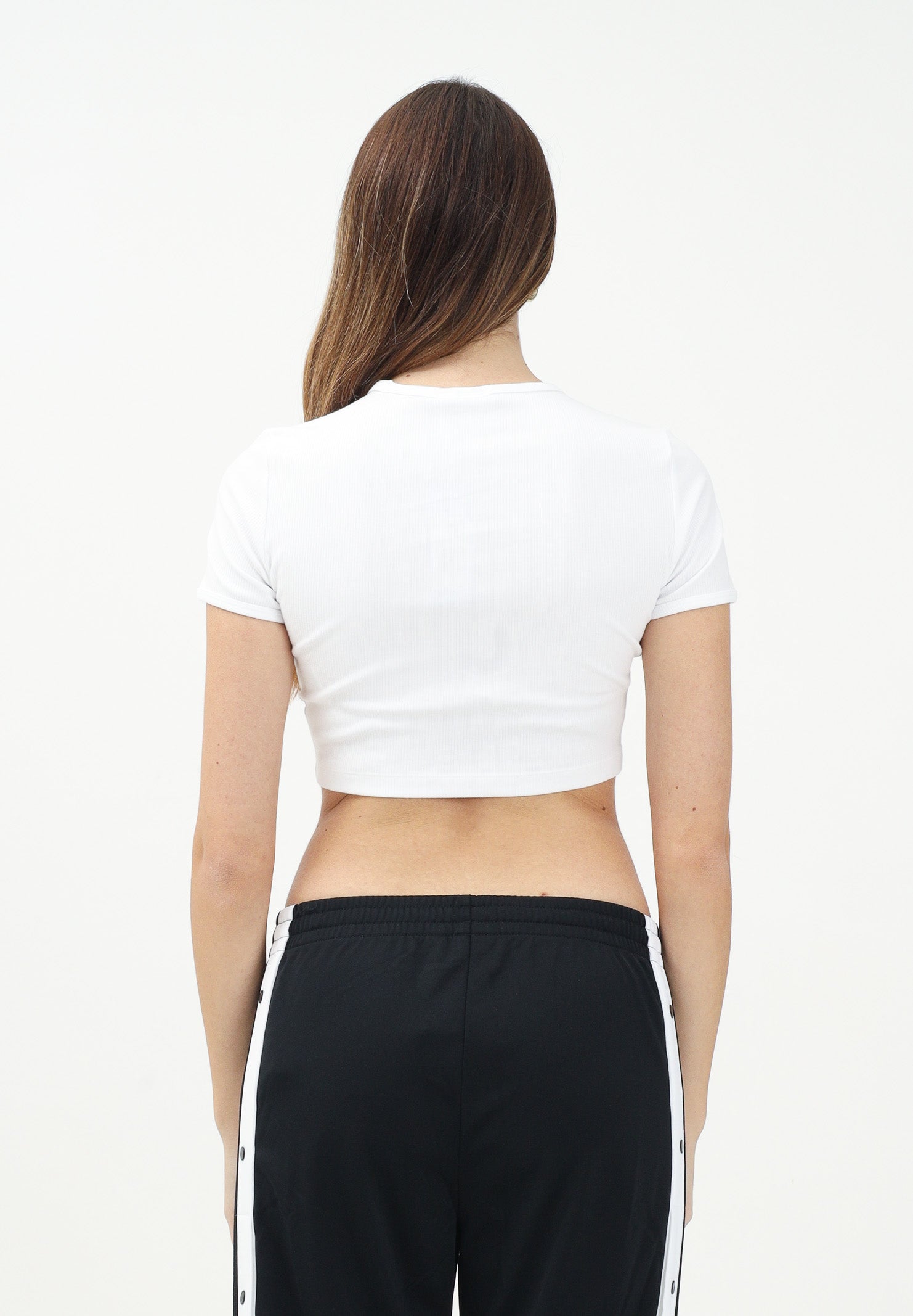 ADIDAS ORIGINALS Top sportivo Essentials bianco da donna JC9026 . ADIDAS ORIGINALS 