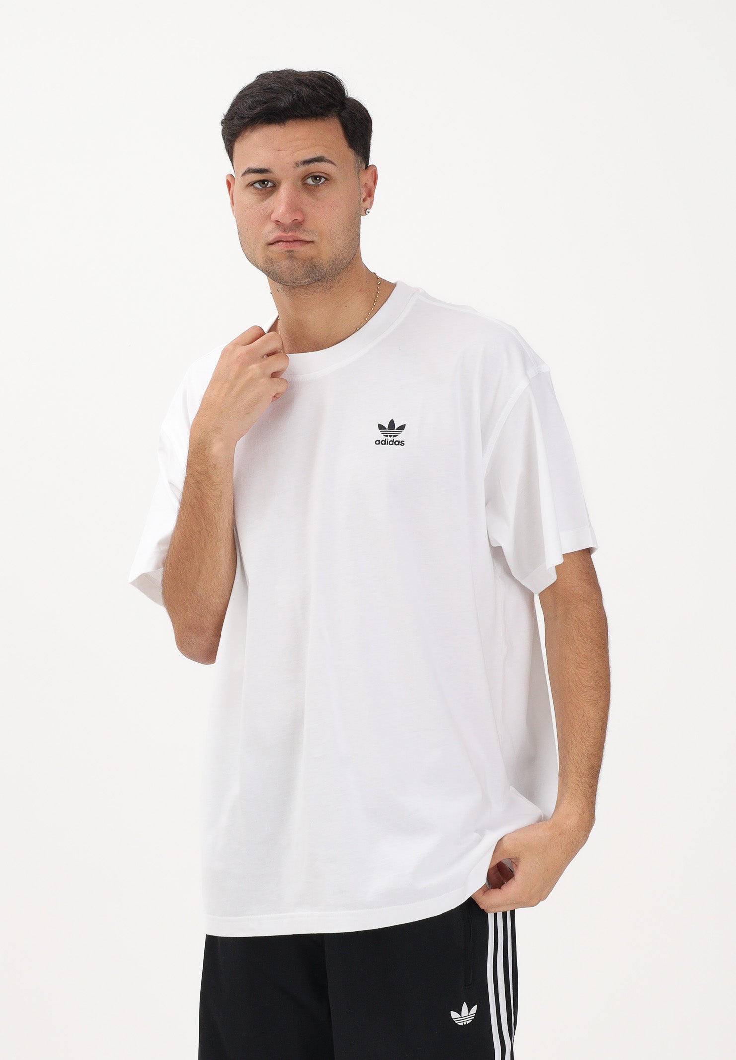 ADIDAS ORIGINALS T-shirt a manica corta Trefoil Essentials Oversized bianca da uomo JD0373 . ADIDAS ORIGINALS 