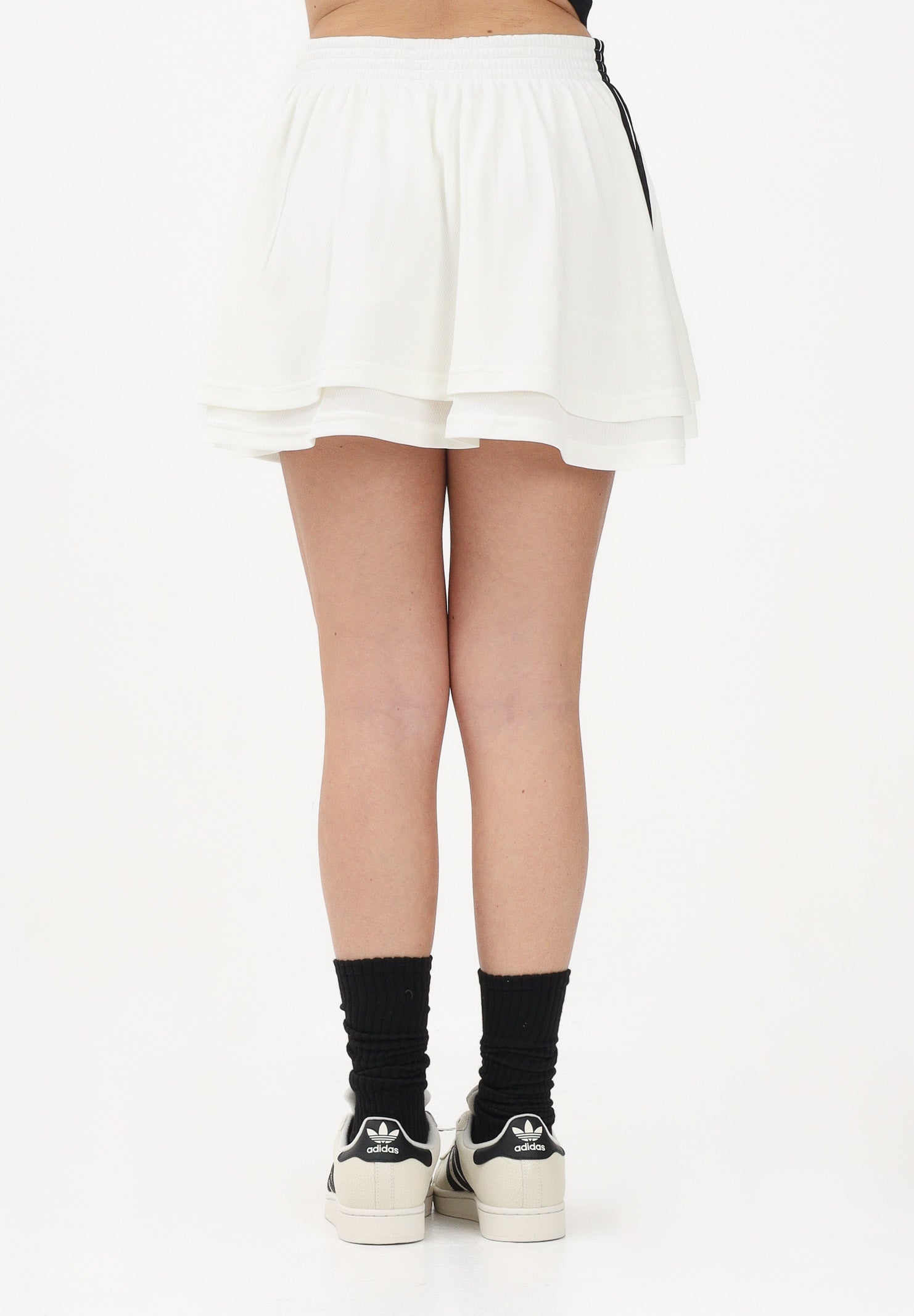 ADIDAS ORIGINALS Gonna corta HOUSE OF TIRO bianca da donna JY7634 . ADIDAS ORIGINALS 