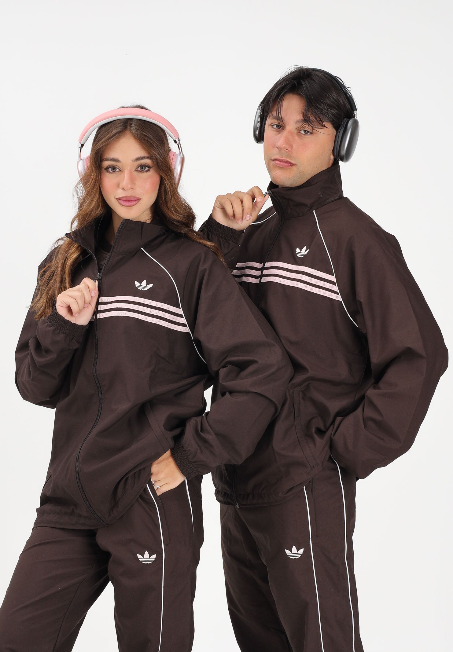ADIDAS ORIGINALS Giacca a vento CHEST STRIPES marrone e rosa per uomo e donna KC6436 . ADIDAS ORIGINALS 