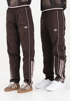 ADIDAS ORIGINALS Pantalone sportivo HALF STRIPES marrone e rosa per uomo e donna KC6441 . ADIDAS ORIGINALS 