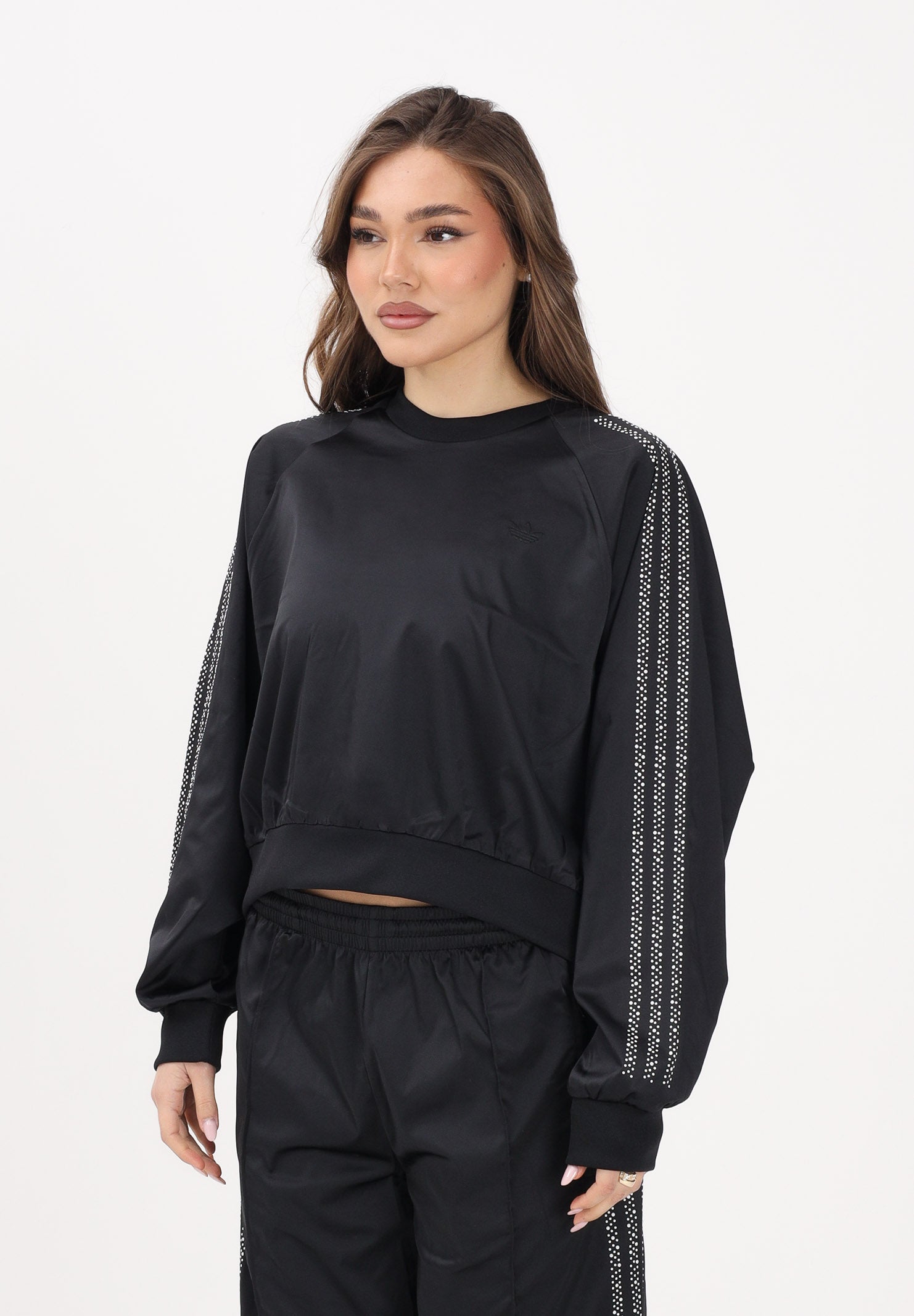 ADIDAS ORIGINALS Felpa girocollo PEARL JACQUARD nera da donna KC8087 . ADIDAS ORIGINALS 