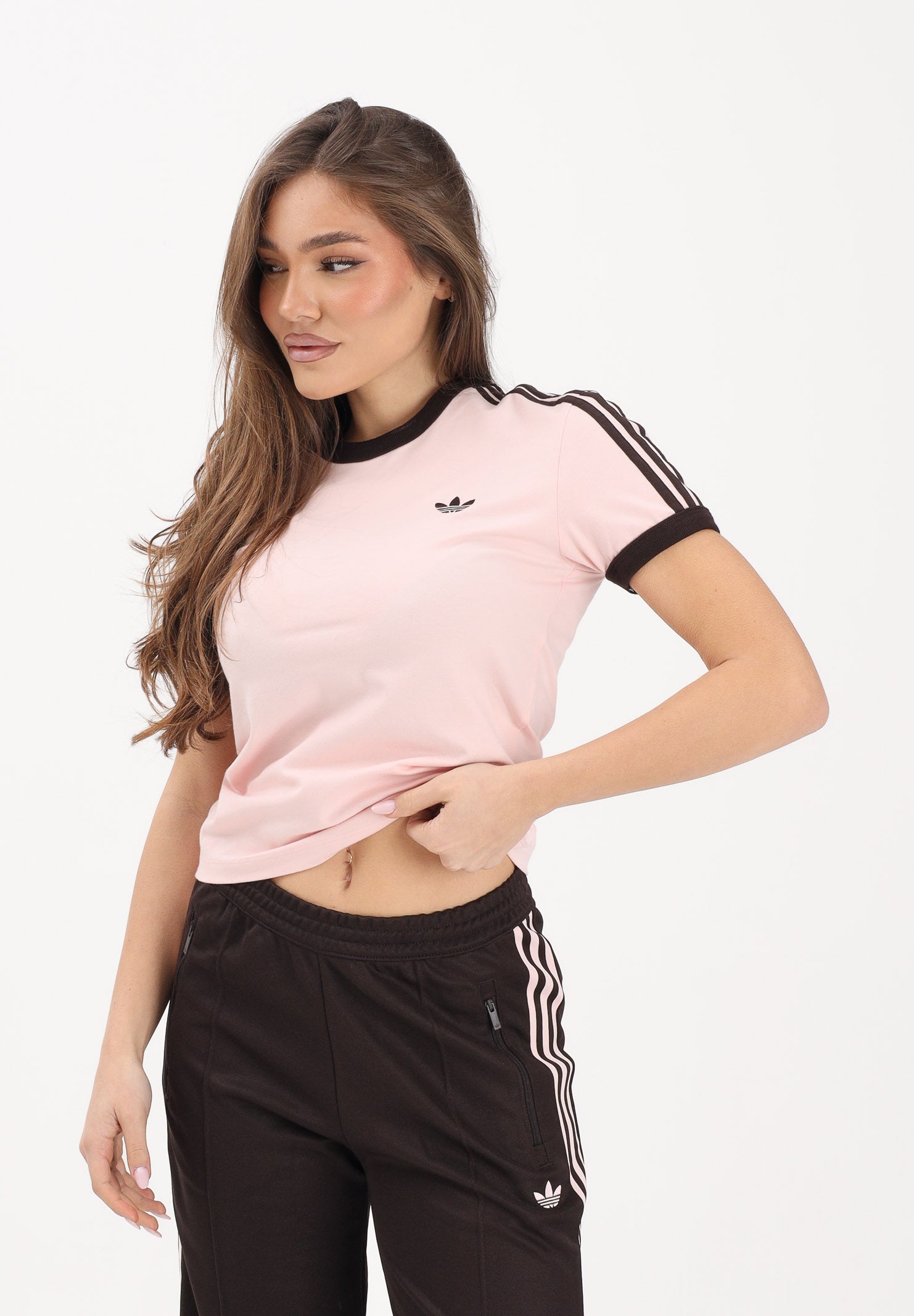 ADIDAS ORIGINALS T-shirt a manica corta 3 STRIPES SLIM rosa e marrone da donna KC9016 . ADIDAS ORIGINALS 