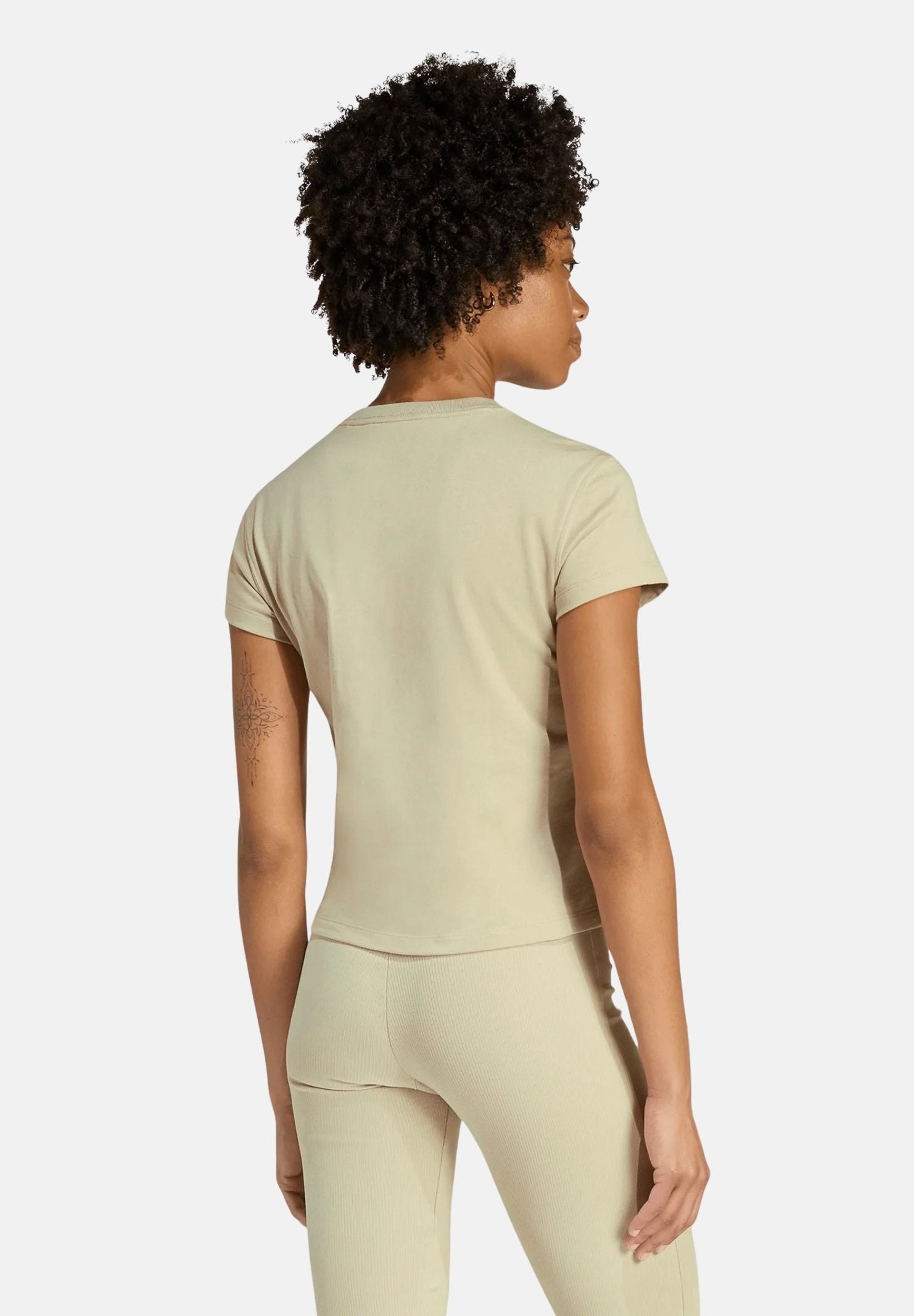 ADIDAS ORIGINALS T-shirt a manica corta Essentials beige da donna KD1352 . ADIDAS ORIGINALS 