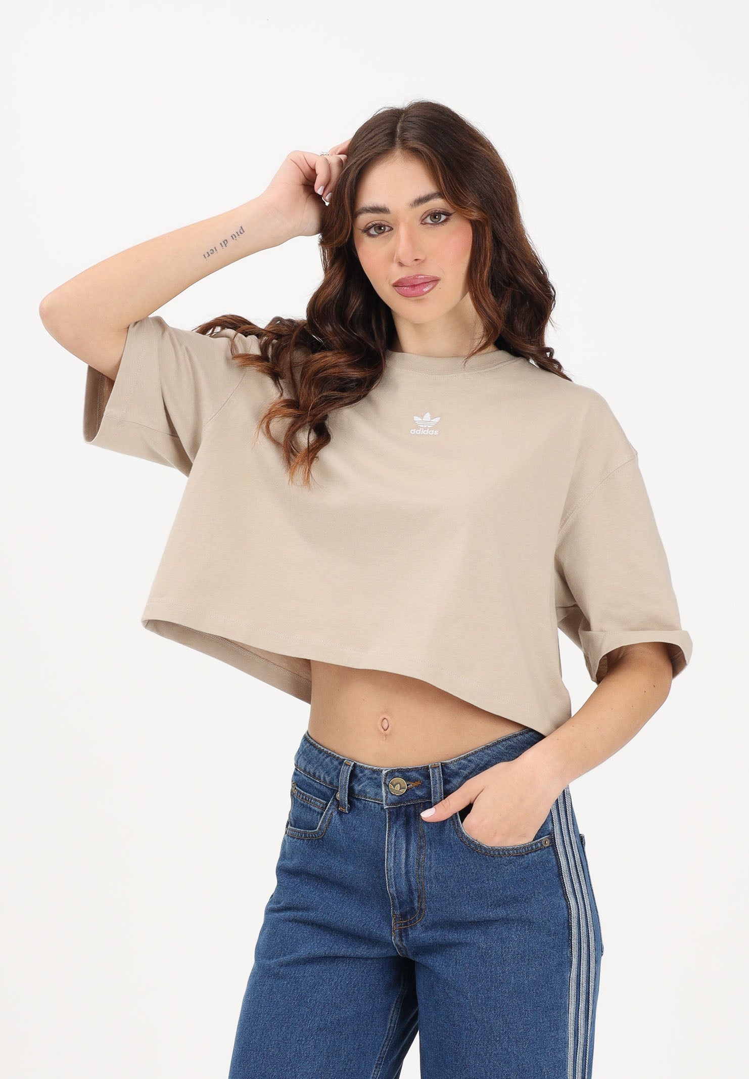 ADIDAS ORIGINALS T-shirt a manica corta Essentials Crop beige da donna KD1363 . ADIDAS ORIGINALS 