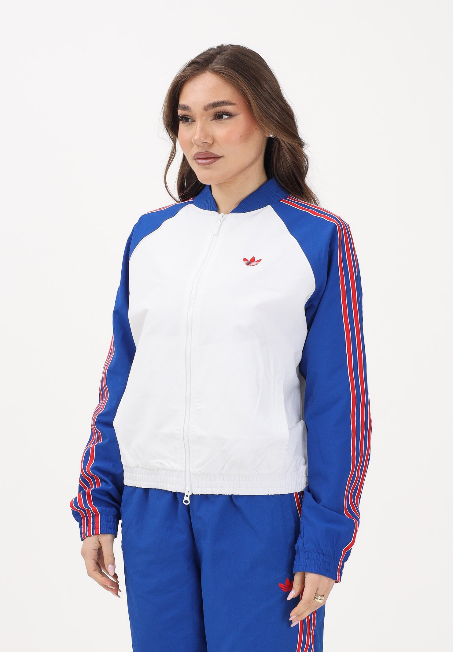 ADIDAS ORIGINALS Giacca a vento SST bianca, blu e rossa da donna KE2413 . ADIDAS ORIGINALS 