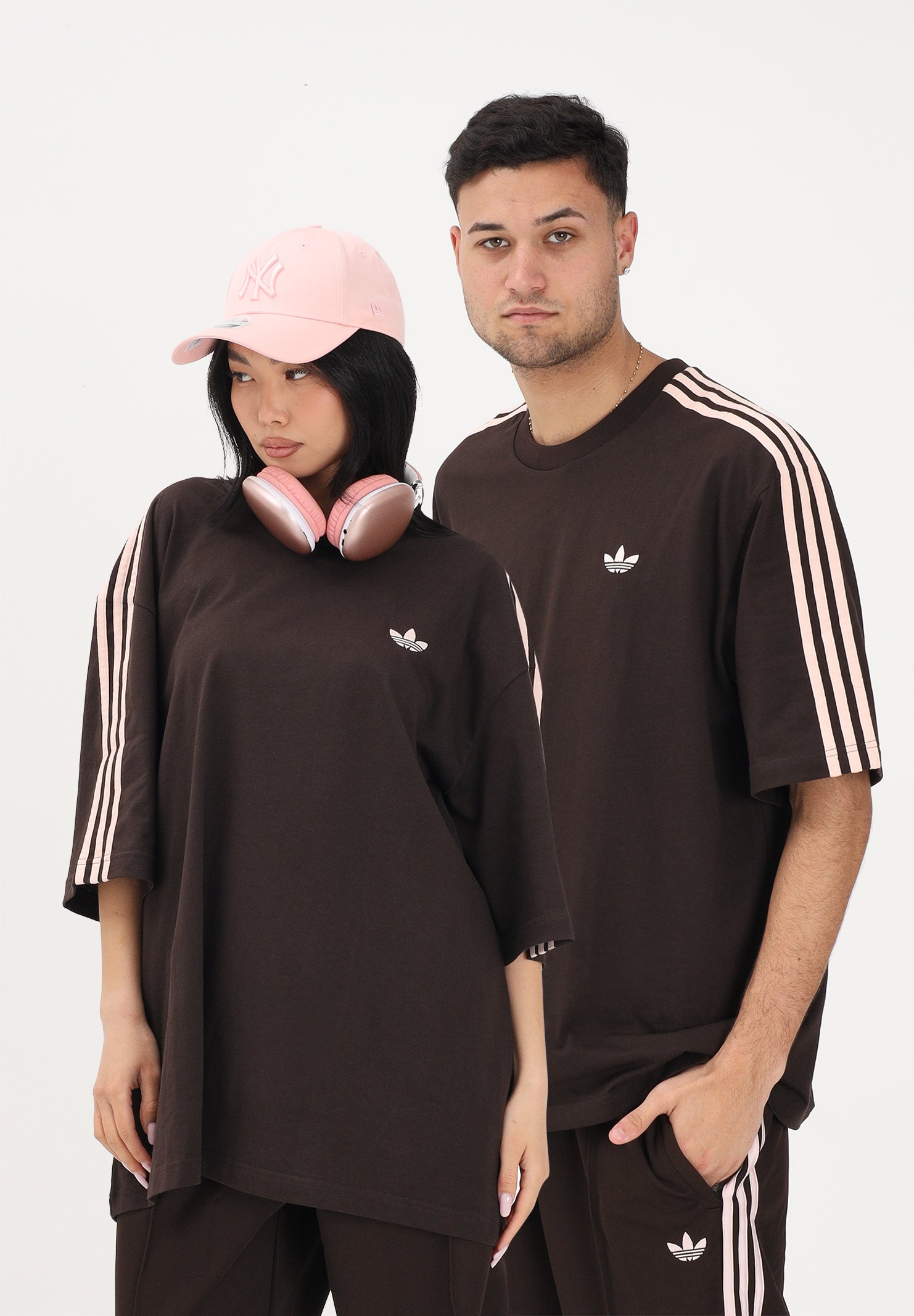 ADIDAS ORIGINALS T-shirt a manica corta Oversize Adicolor 3-Stripes marrone e rosa per uomo e donna KE2905 . ADIDAS ORIGINALS 