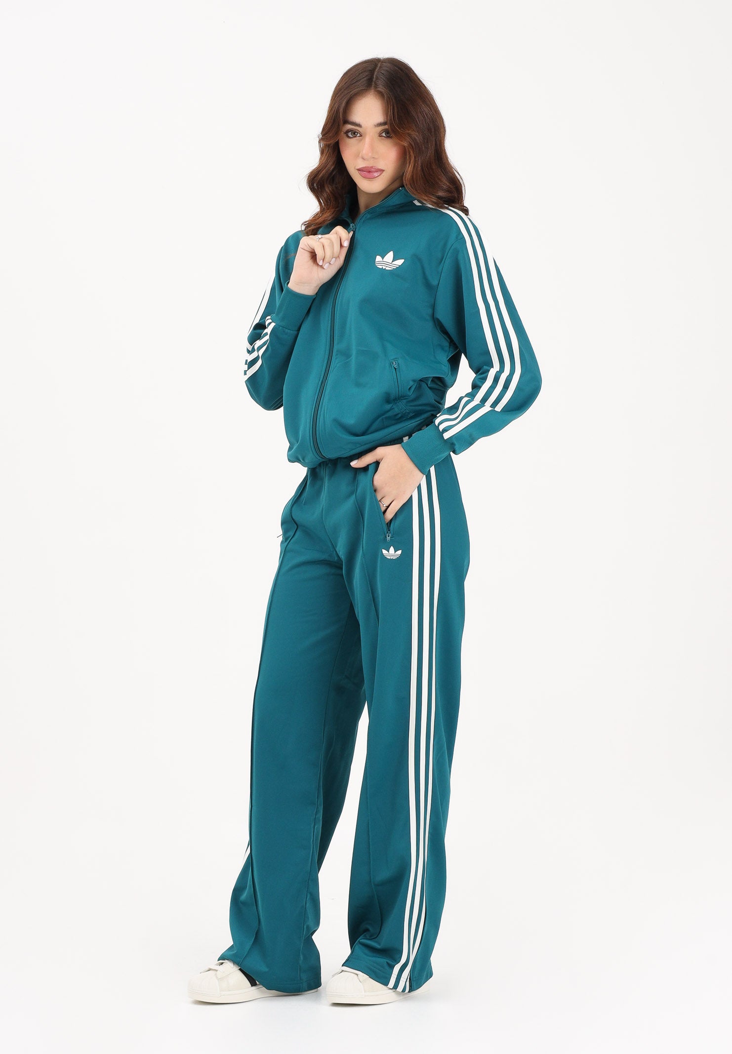 ADIDAS ORIGINALS Pantalone sportivo FIREBIRD LOOSE verde ottanio da donna KG3701 . ADIDAS ORIGINALS 