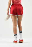 ADIDAS ORIGINALS Shorts SPRINTERS satin victory red, rosso, da donna con 3 strisce laterali<BR/> KS9850 . ADIDAS ORIGINALS 