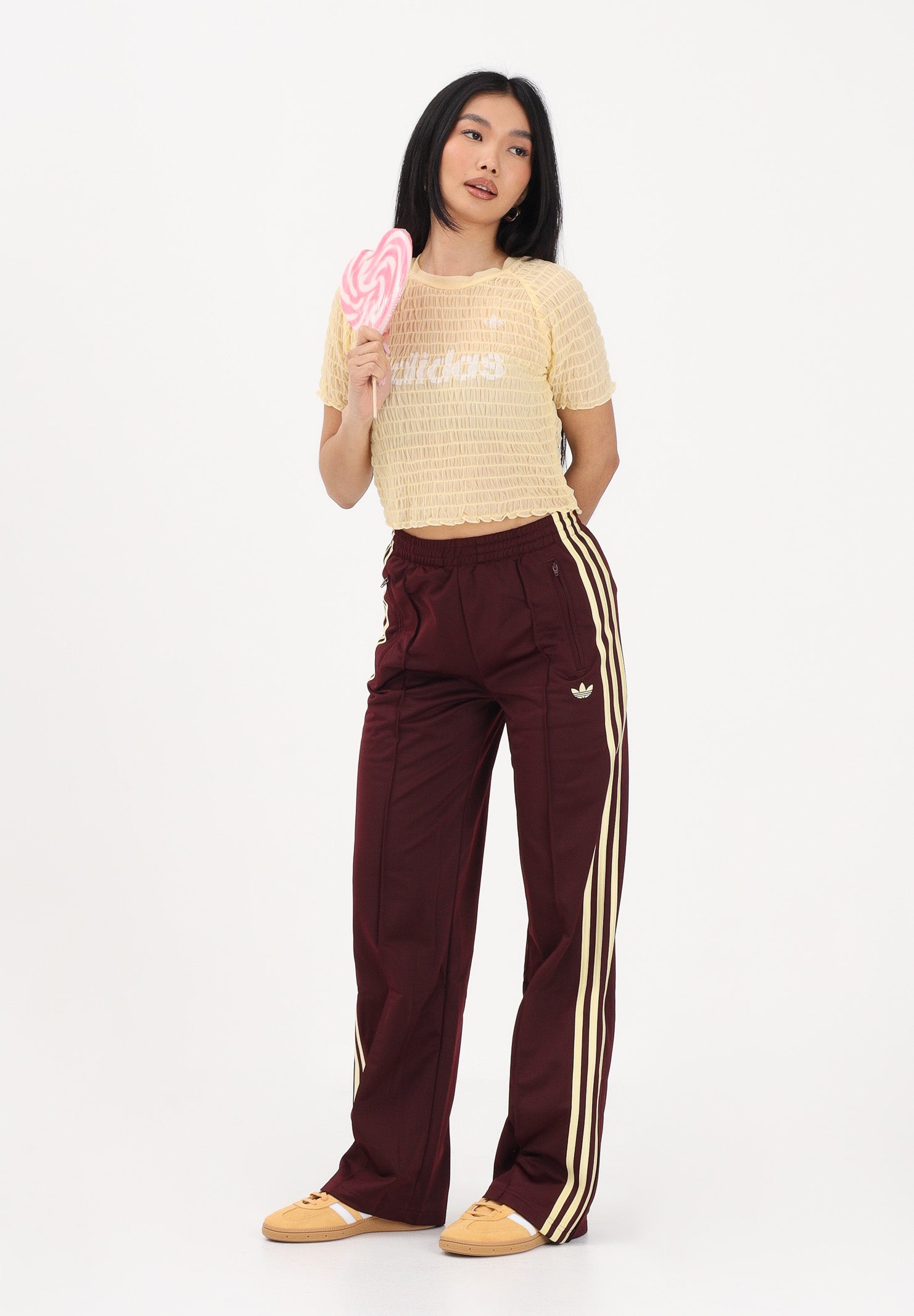 ADIDAS ORIGINALS Pantalone sportivo Firebird bordeaux e giallo da donna KT4626 . ADIDAS ORIGINALS 