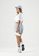 ADIDAS ORIGINALS Shorts STRIPED BOXER casual,azzurro-chiaro, da donna con fantasia a righe verticali<BR/> KT8005 . ADIDAS ORIGINALS 