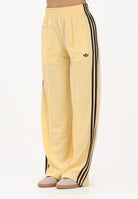 ADIDAS ORIGINALS Pantalone sportivo FB TP Loose giallo da donna KU8129 . ADIDAS ORIGINALS 