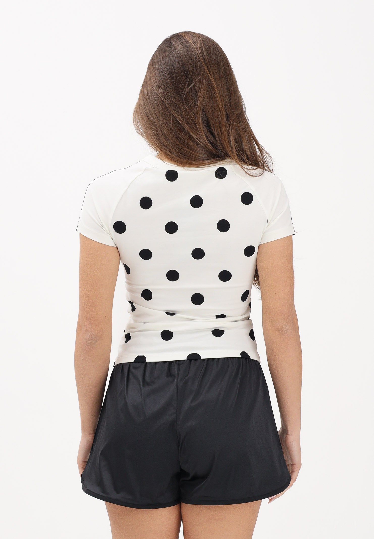 ADIDAS ORIGINALS T-shirt a manica corta Slim Fit Cali panna e nera da donna con pois KV1193 . ADIDAS ORIGINALS 