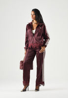 ADIDAS ORIGINALS Pantaloni SATIN maroon bordeaux da donna in tessuto effetto satin <BR/> LD1807 . ADIDAS ORIGINALS 