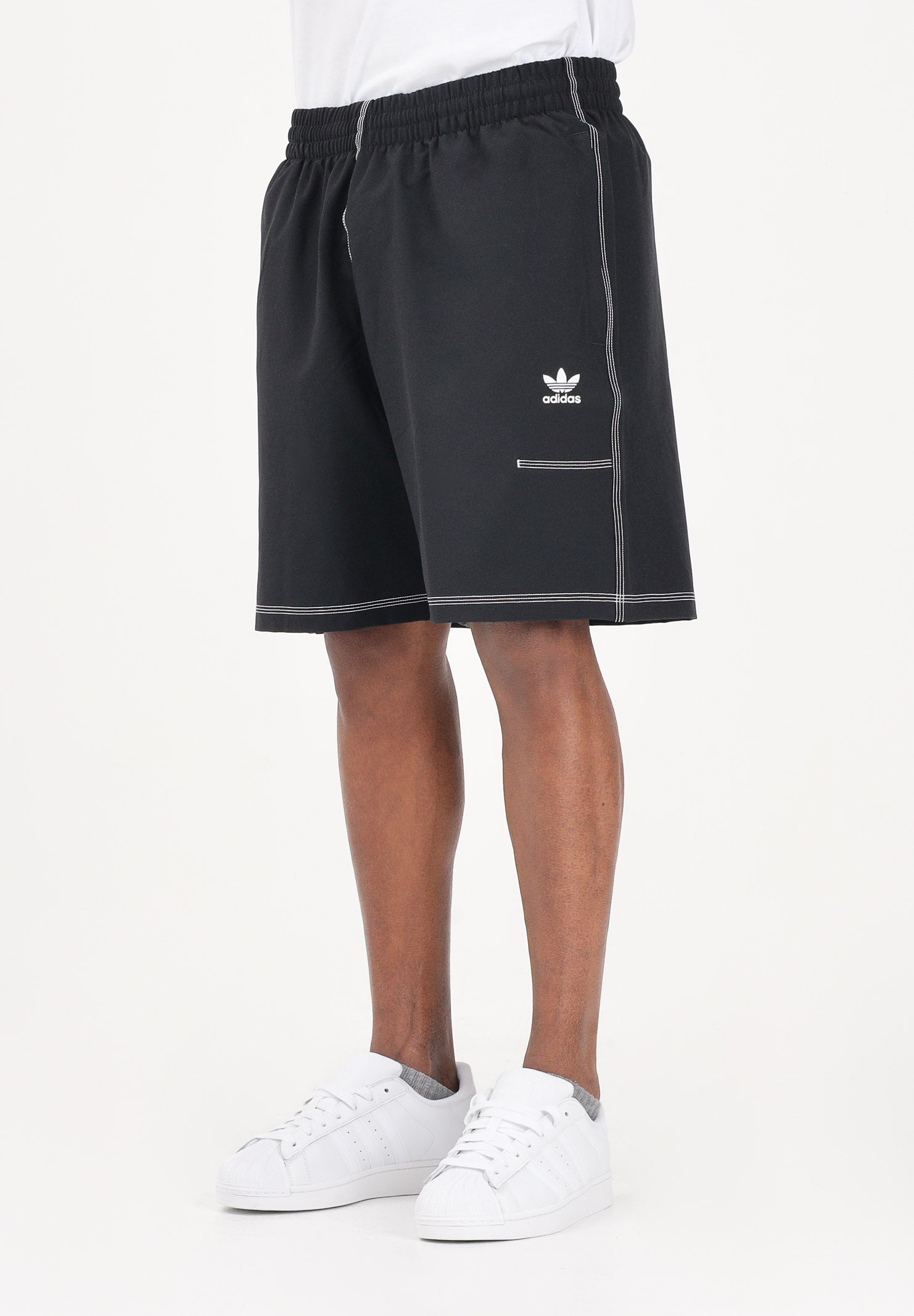 ADIDAS ORIGINALS Shorts sportivo ESSENTIALS nero da uomo KA8539 . ADIDAS ORIGINALS 