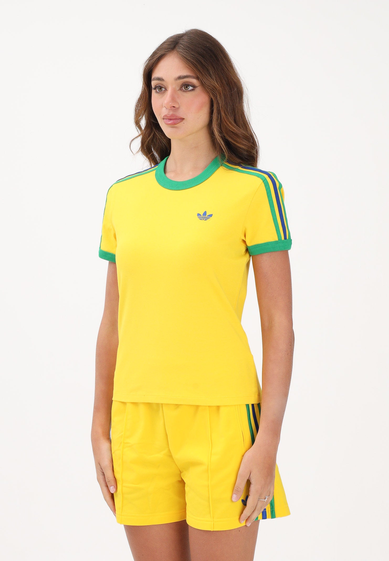 ADIDAS ORIGINALS T-shirt a manica corta 3 STRIPES gialla da donna KE9386 . ADIDAS ORIGINALS 