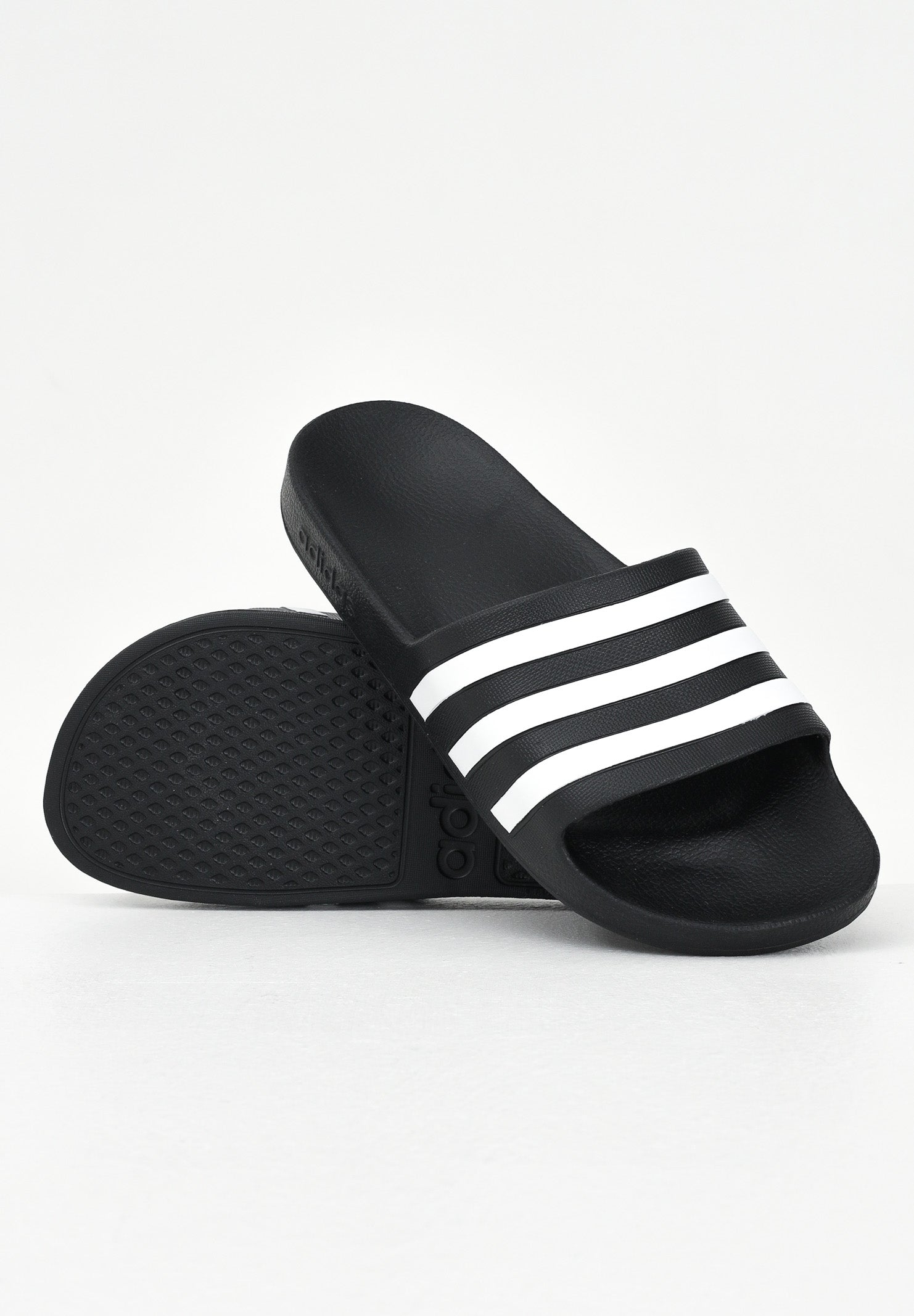 ADIDAS ORIGINALS Ciabatte Adilette Aqua nere da uomo F35543 . ADIDAS PERFORMANCE 