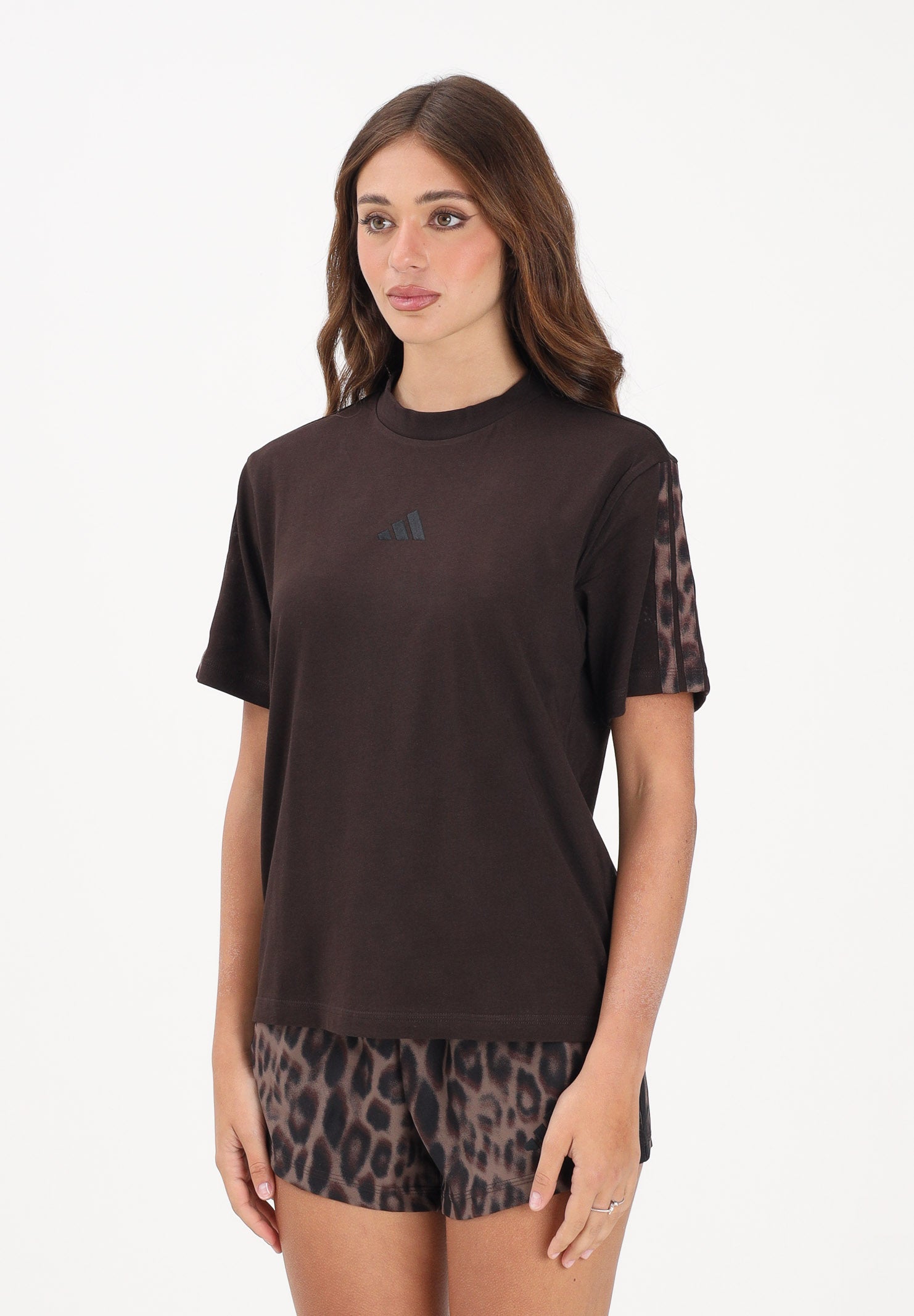 ADIDAS PERFORMANCE T-shirt a manica corta Seasonal Essentials Leopard marrone da donna KE8830 . ADIDAS PERFORMANCE 
