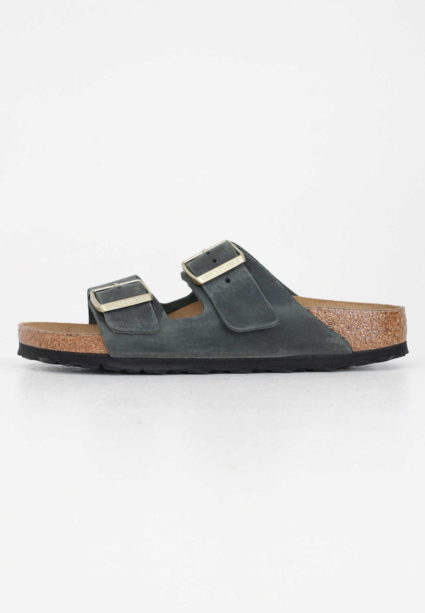 BIRKENSTOCK Ciabatte Arizona verde oliva per uomo e donna in pelle oliata 1028030 . BIRKENSTOCK 
