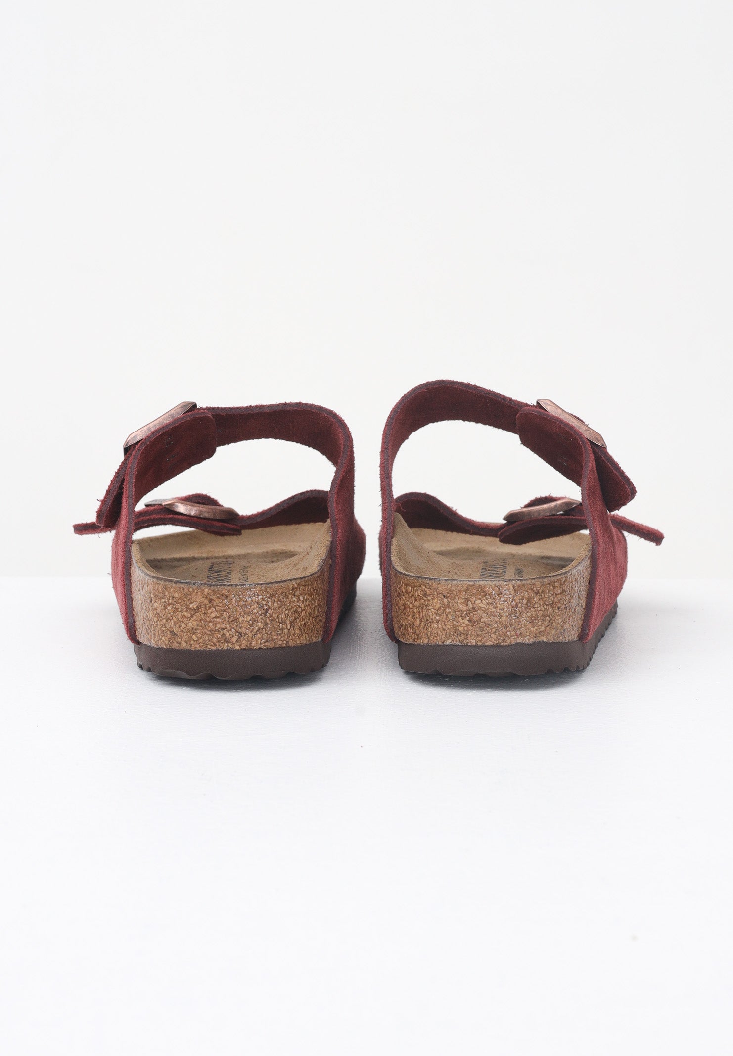 BIRKENSTOCK Ciabatte Arizona in pelle scamosciata bordeaux per uomo e donna 1028331 . BIRKENSTOCK 