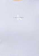 CALVIN KLEIN JEANS T-shirt a manica corta celeste da donna con logo LV047AB802TKF . CALVIN KLEIN JEANS 