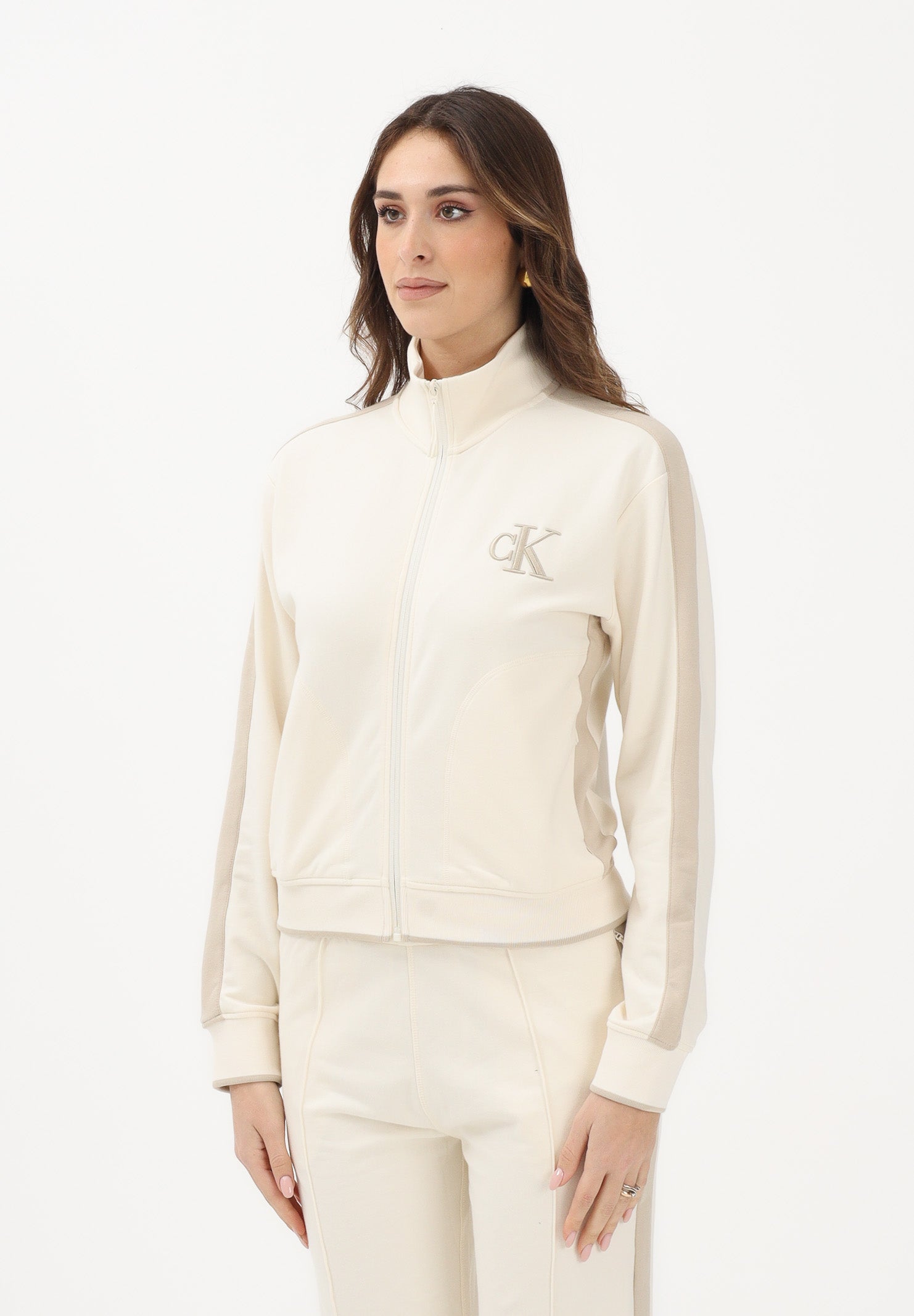 CALVIN KLEIN JEANS Felpa con zip beige da donna rifinita da logo e bande a contrasto LV047E226GYAC . CALVIN KLEIN JEANS 
