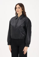 CALVIN KLEIN JEANS Giubbotto in ecopelle nero da donna LV047E507GUB1 . CALVIN KLEIN JEANS 