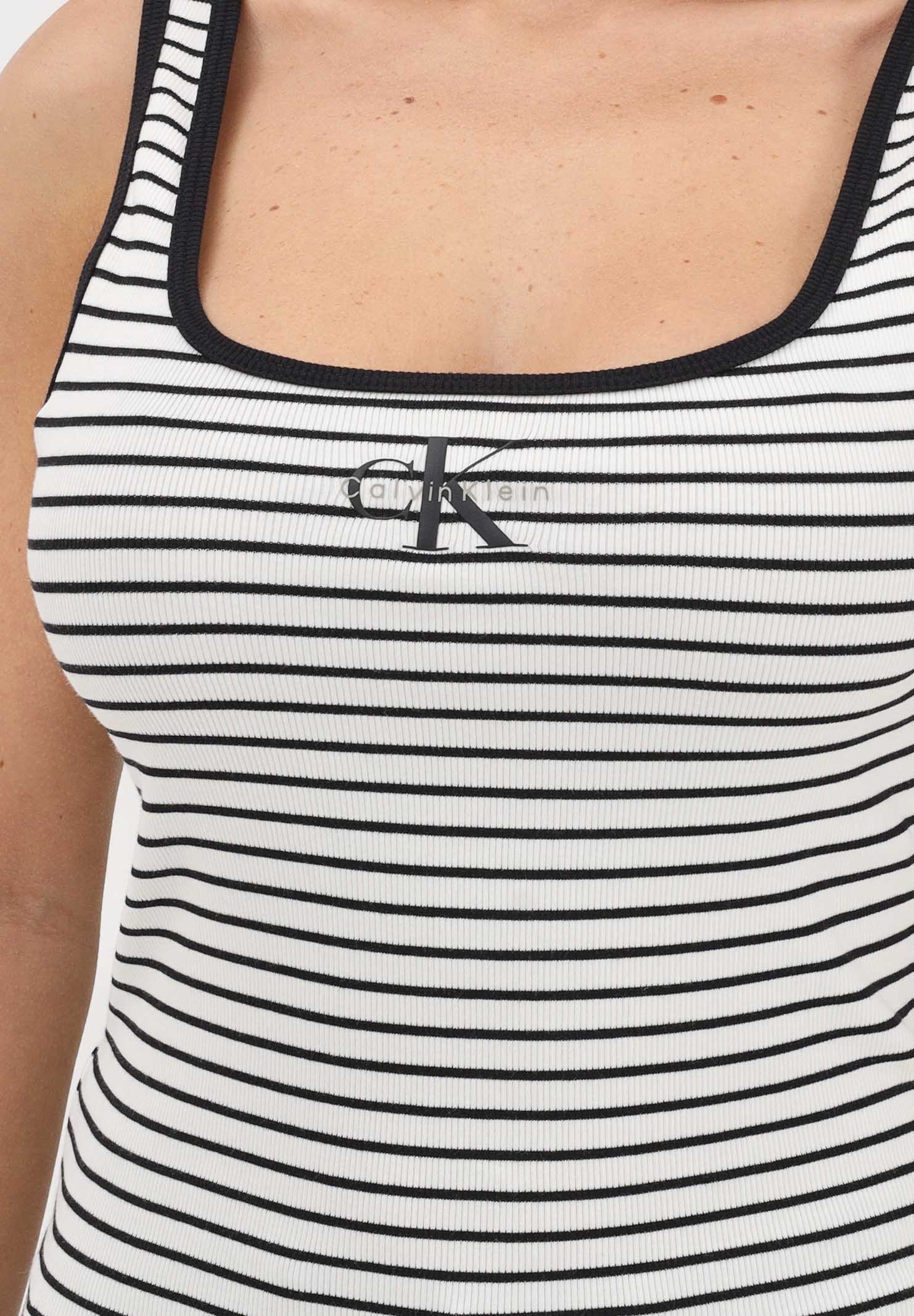 CALVIN KLEIN JEANS Canotta bianca e nera da donna a righe con logo LV047F832G XDY CALVIN KLEIN JEANS 