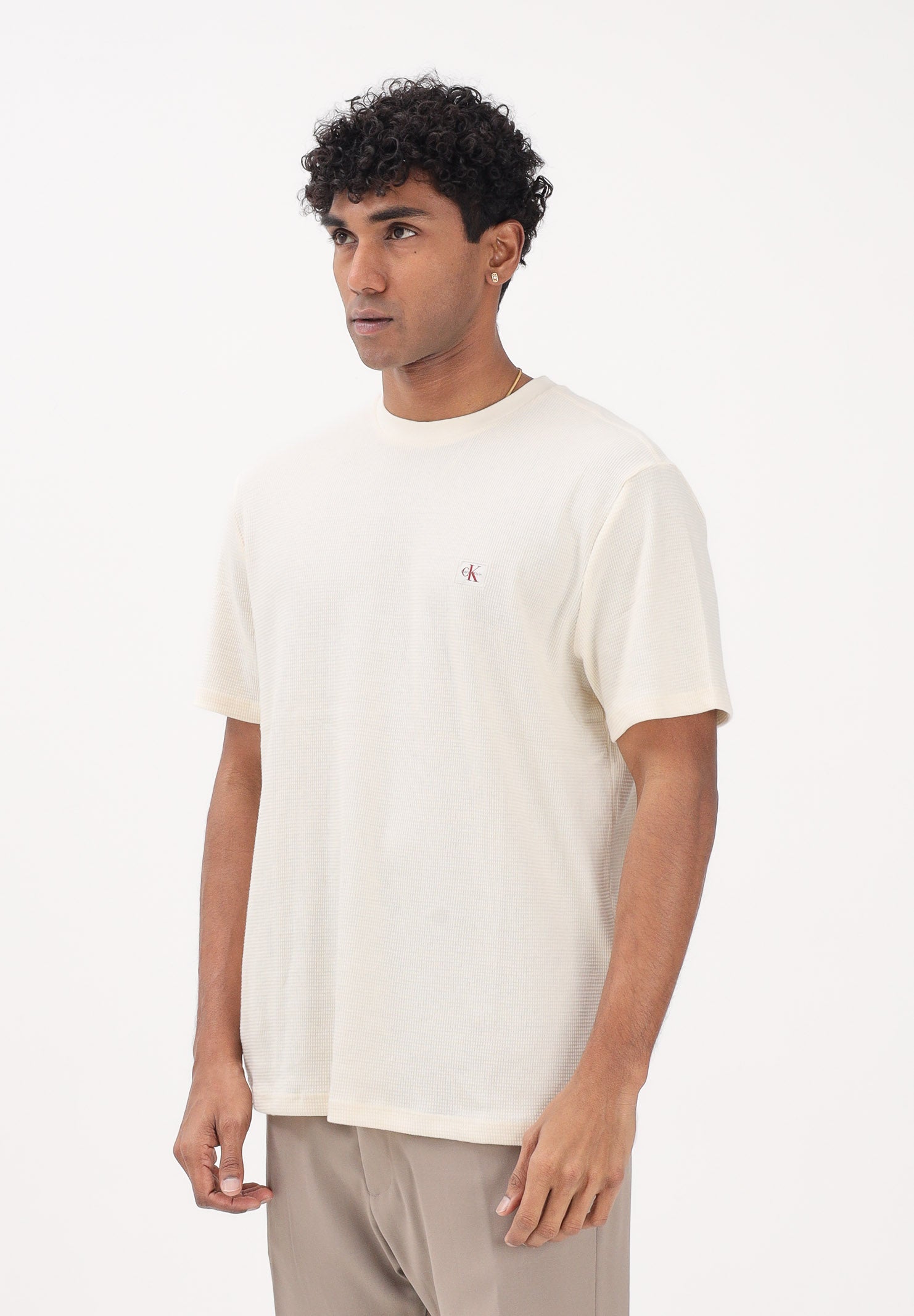 CALVIN KLEIN JEANS T-shirt a manica corta panna da uomo con patch logo LV04RD008G F7J CALVIN KLEIN JEANS 