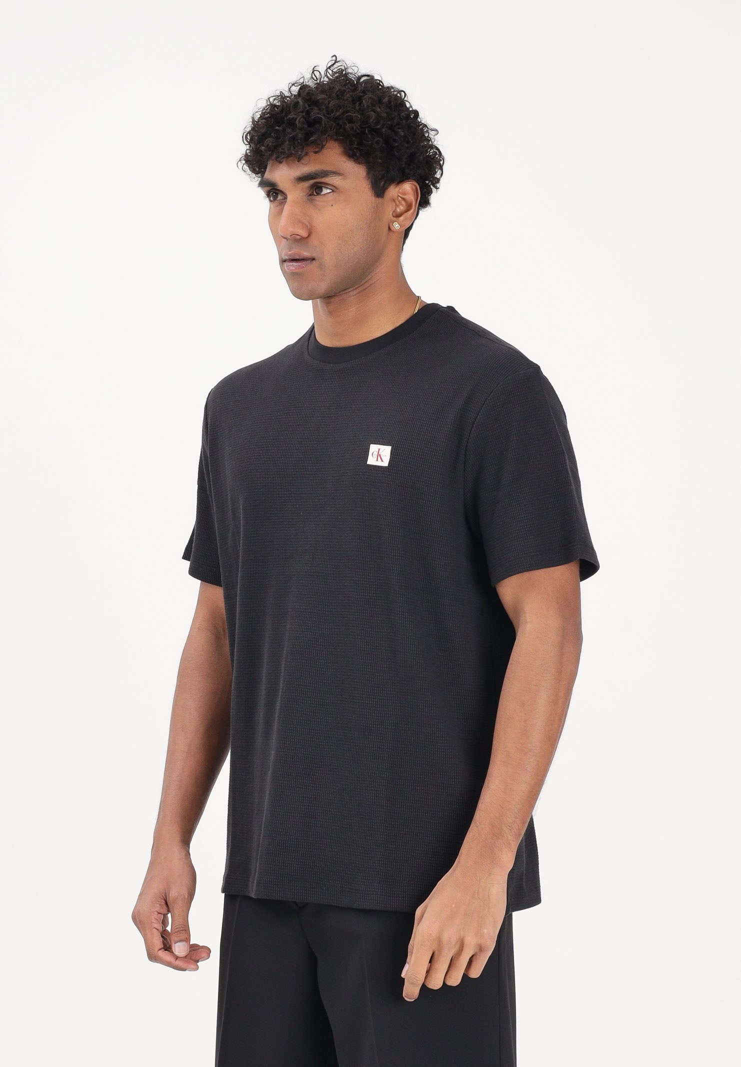 CALVIN KLEIN JEANS T-shirt a manica corta nera da uomo con patch logo LV04RD008G UB1 CALVIN KLEIN JEANS 