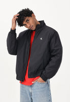 CALVIN KLEIN JEANS Giacca a vento Harrington nera da uomo LV04RE515GUB1 . CALVIN KLEIN JEANS 