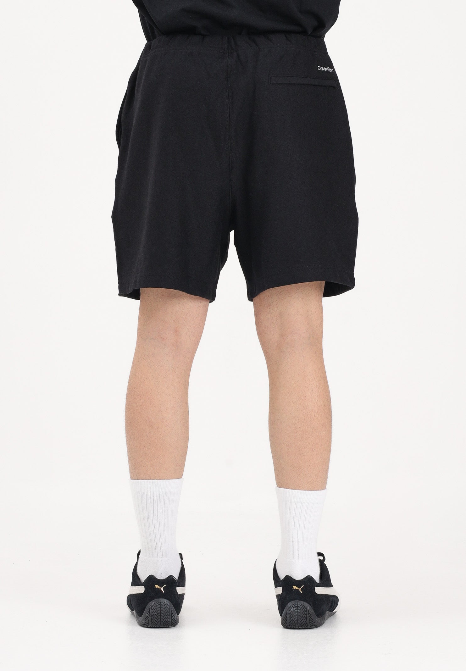 CALVIN KLEIN JEANS Shorts sportivo nero da uomo con logo a contrasto LV04RF275G UB1 CALVIN KLEIN JEANS 