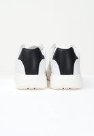 CALVIN KLEIN JEANS Sneakers bianche da uomo con logo e inserto nero YM0YM0134401W . CALVIN KLEIN JEANS 