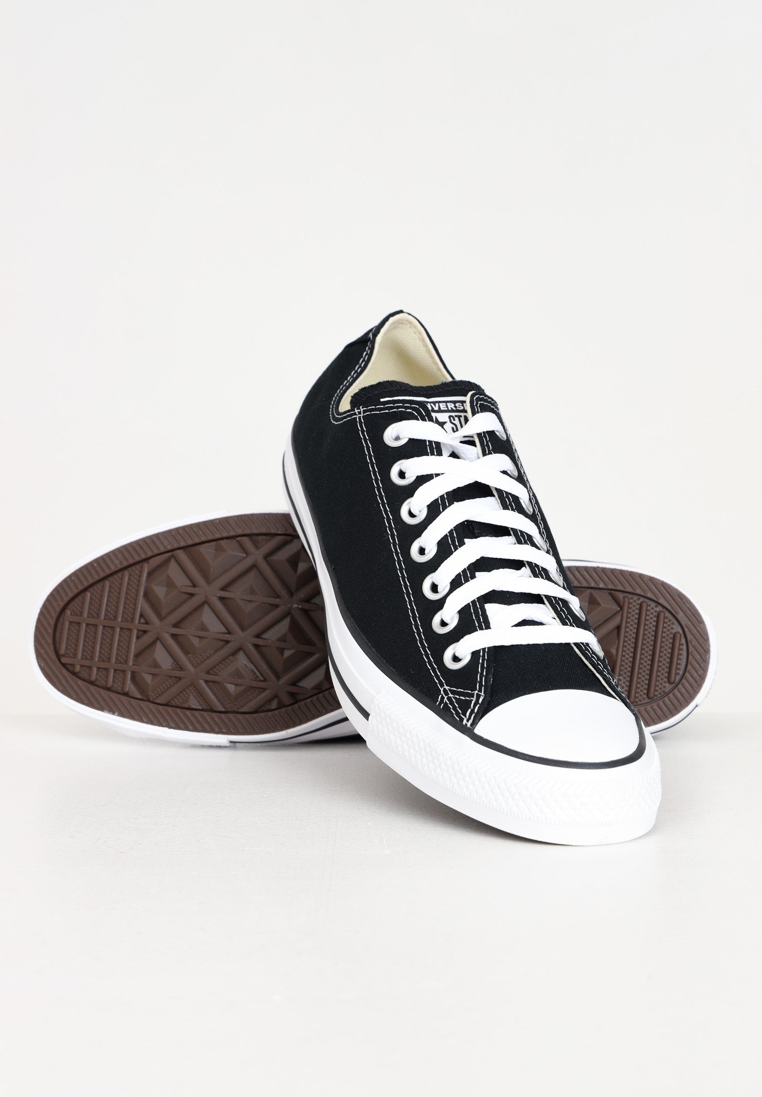 CONVERSE Sneakers CHUCK TAYLOR ALL STAR CLASSIC nere da uomo M9166C . CONVERSE 