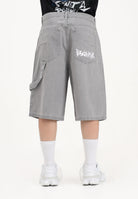 DISCLAIMER Shorts in denim grigio da uomo con dettagli carpenter e stampa sul retro 26EDS55441 NE DISCLAIMER 