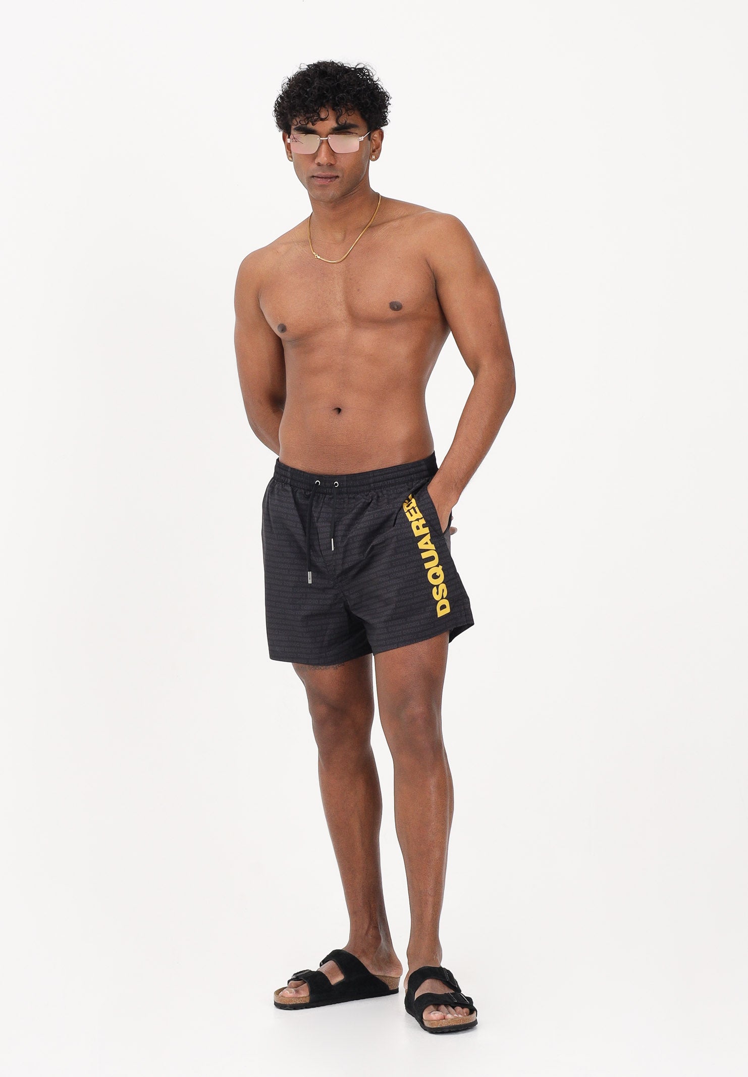 DSQUARED2 Shorts mare nero da uomo con stampa logo D7B646600 014 DSQUARED2 