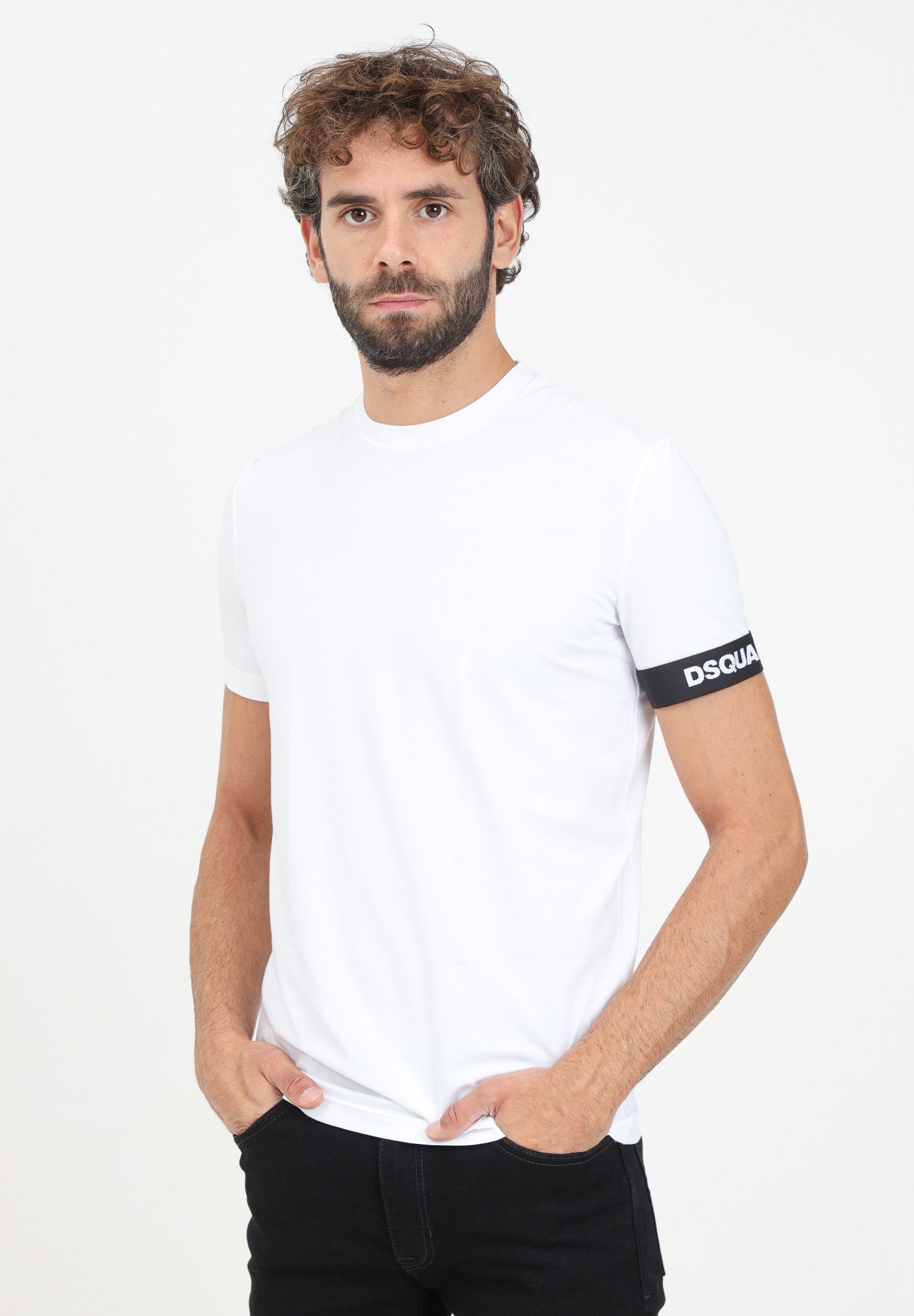 DSQUARED2 T-shirt a manica corta bianca da uomo con manica logata D9M3S6210 100 DSQUARED2 