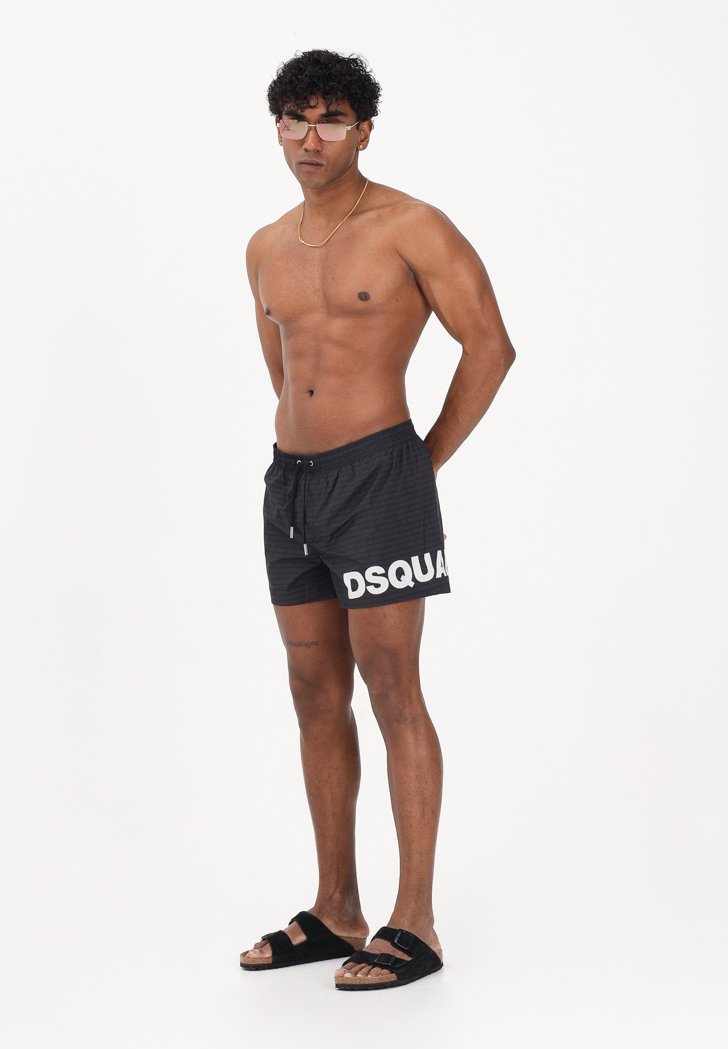 DSQUARED2 Shorts mare nero da uomo con logo D7B5C6600 010 DSQUARED2 