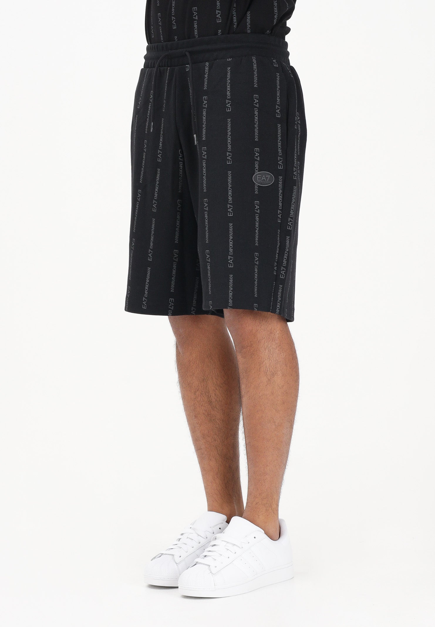 EA7 Shorts sportivo nero da uomo con stampa all-over del logo 7M001393AF12660 FC039 EA7 
