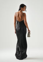 ELISABETTA FRANCHI Abito lungo Red Carpet in raso nero donna ABR3362E2 110 ELISABETTA FRANCHI 