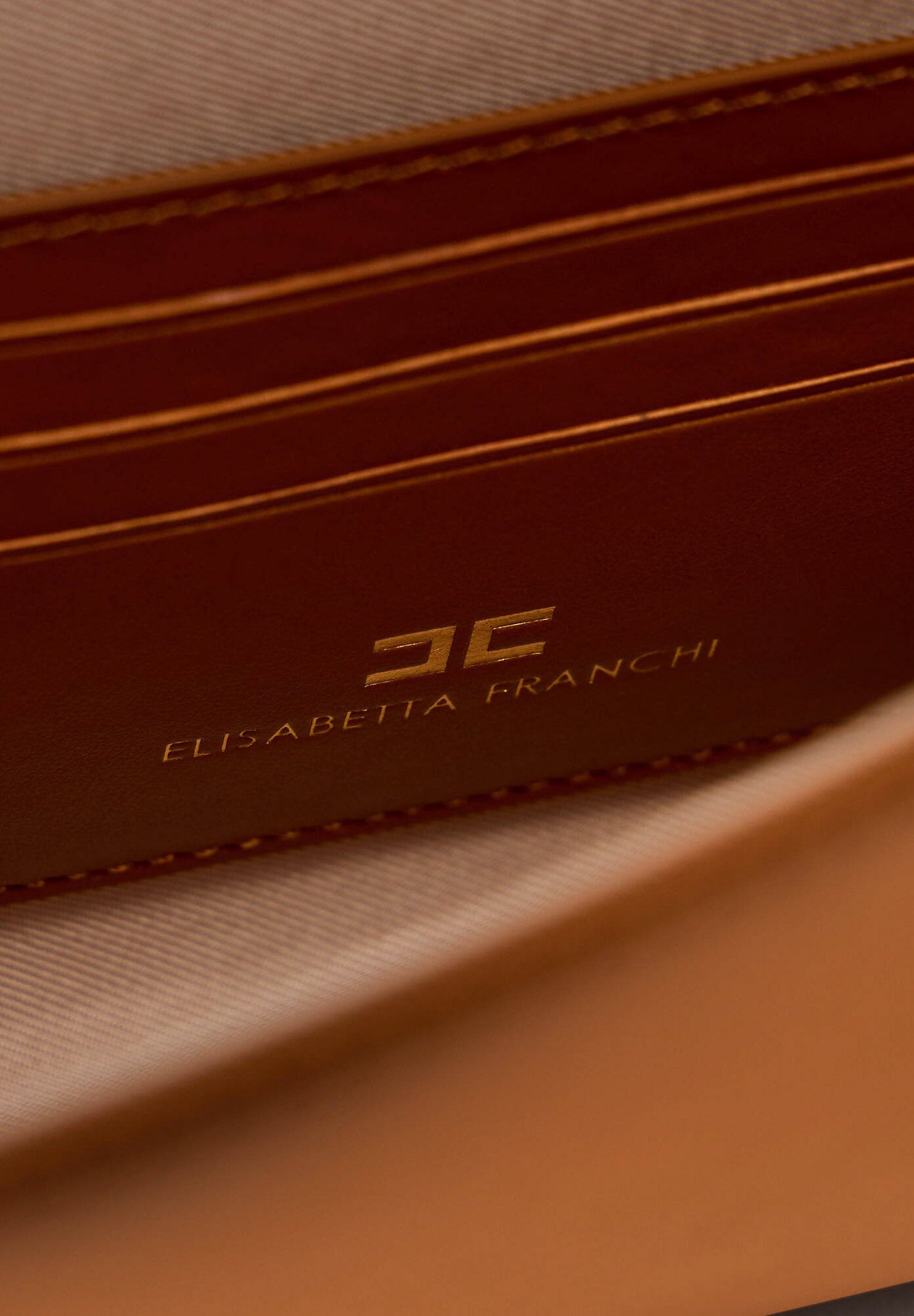 ELISABETTA FRANCHI Pochette cognac da donna realizzata in vera pelle BS99A61E2 027 ELISABETTA FRANCHI 