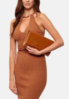 ELISABETTA FRANCHI Pochette cognac da donna realizzata in vera pelle BS99A61E2 027 ELISABETTA FRANCHI 