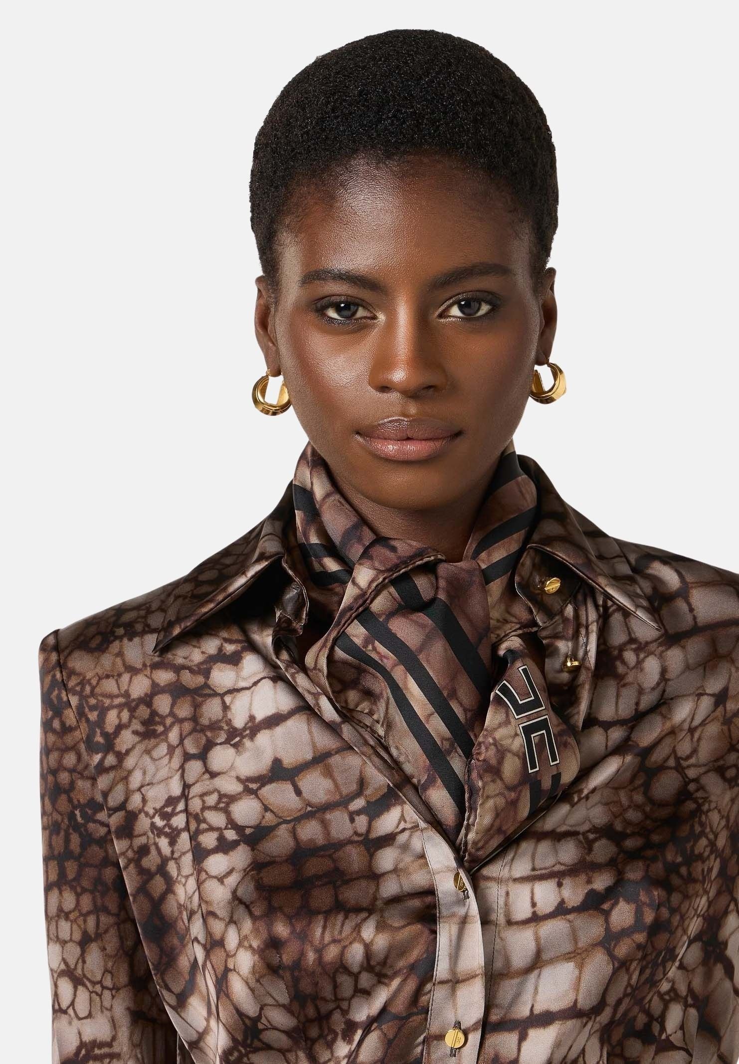 ELISABETTA FRANCHI Foulard quadrato cacao da donna realizzato in twill di seta FO24L61E2 644 ELISABETTA FRANCHI 